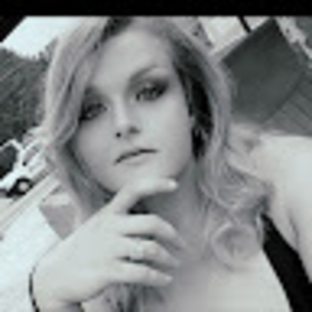 Meet your Posher, Tiffany